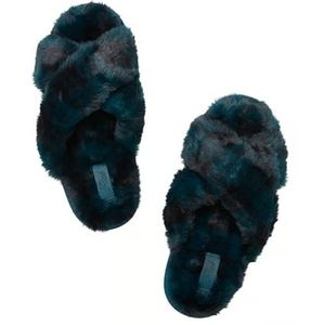 PINK Victoria's Secret faux fur slides slippers.
